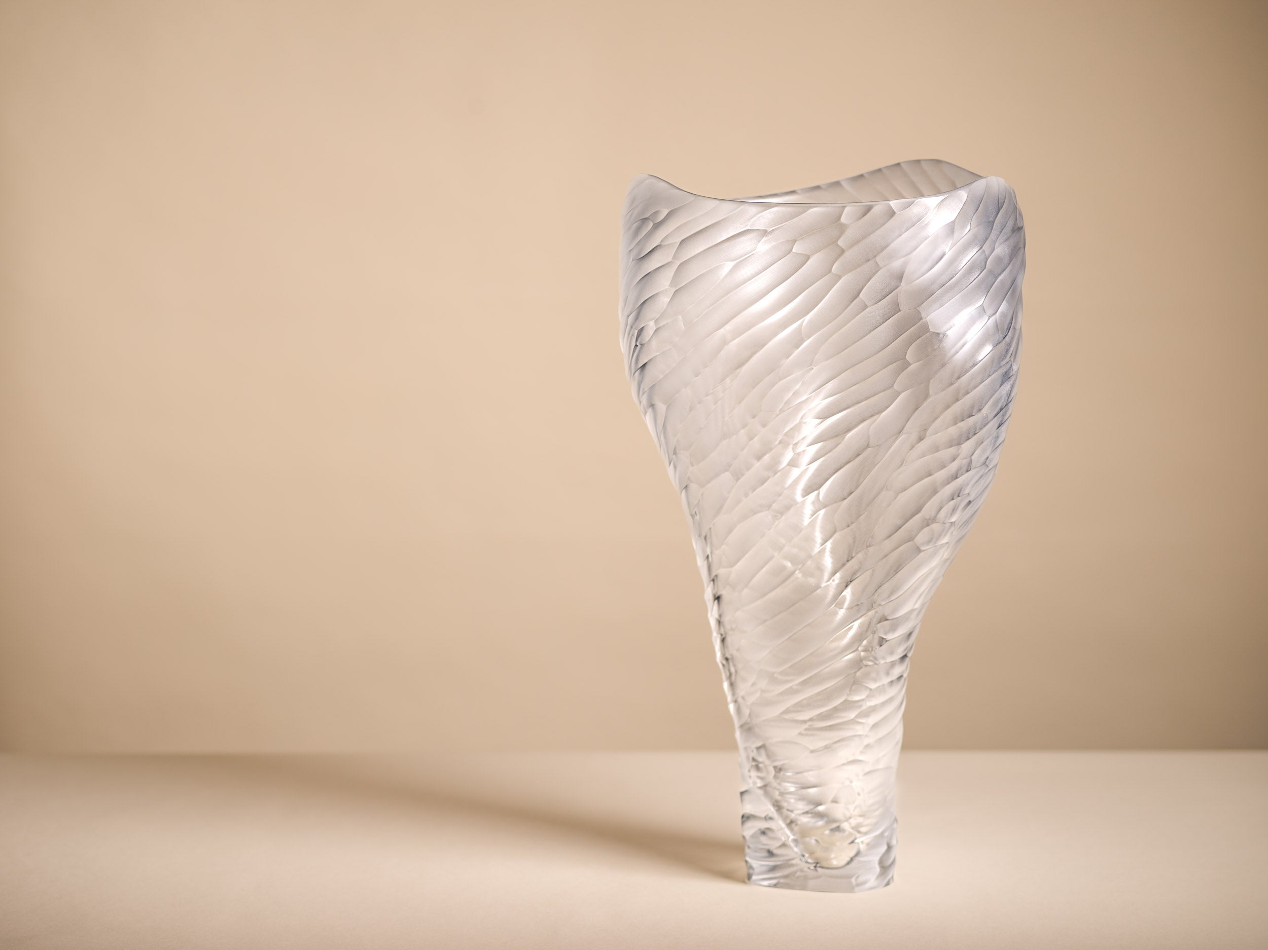 Allungato Inciso Vase